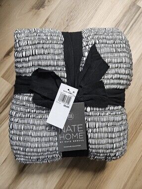 NATE HOME Chunky Yarn Throw Pearl/black 60x80in.